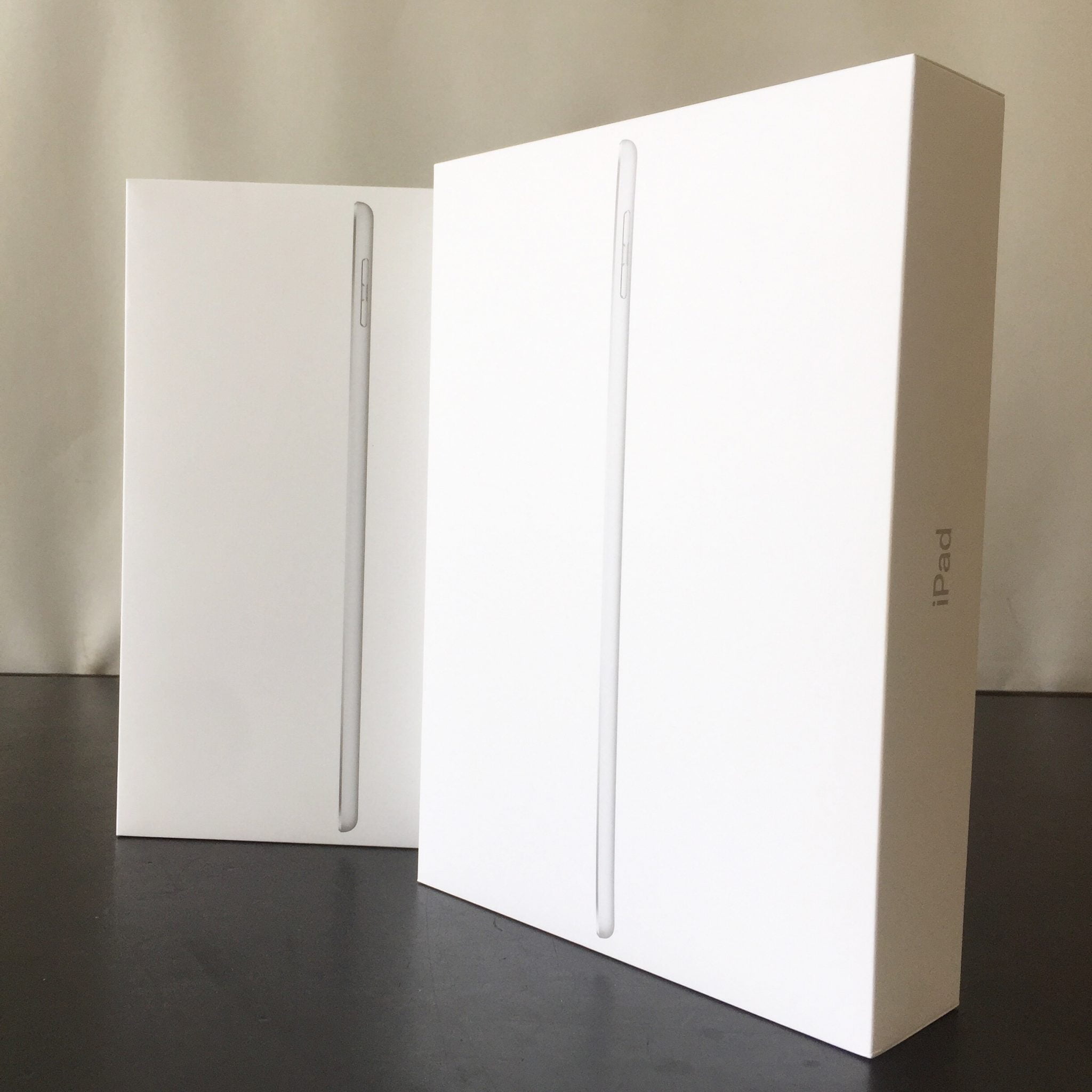 Apple iPad第6世代 32GB シルバーMR7G2J/A Wi-Fiモデル★美品買取★