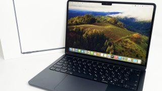 Apple MacBookAir Mid2022 中古パソコン買取★